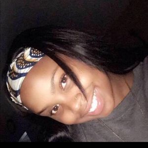 Meet your Posher, Deziya